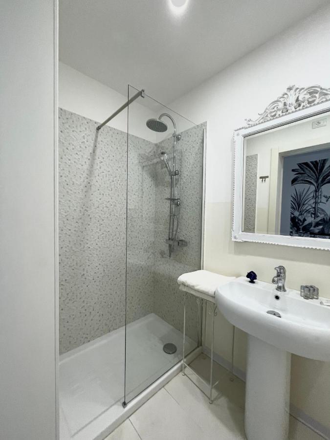 Bed and Breakfast Tre Santi Lecce Zewnętrze zdjęcie